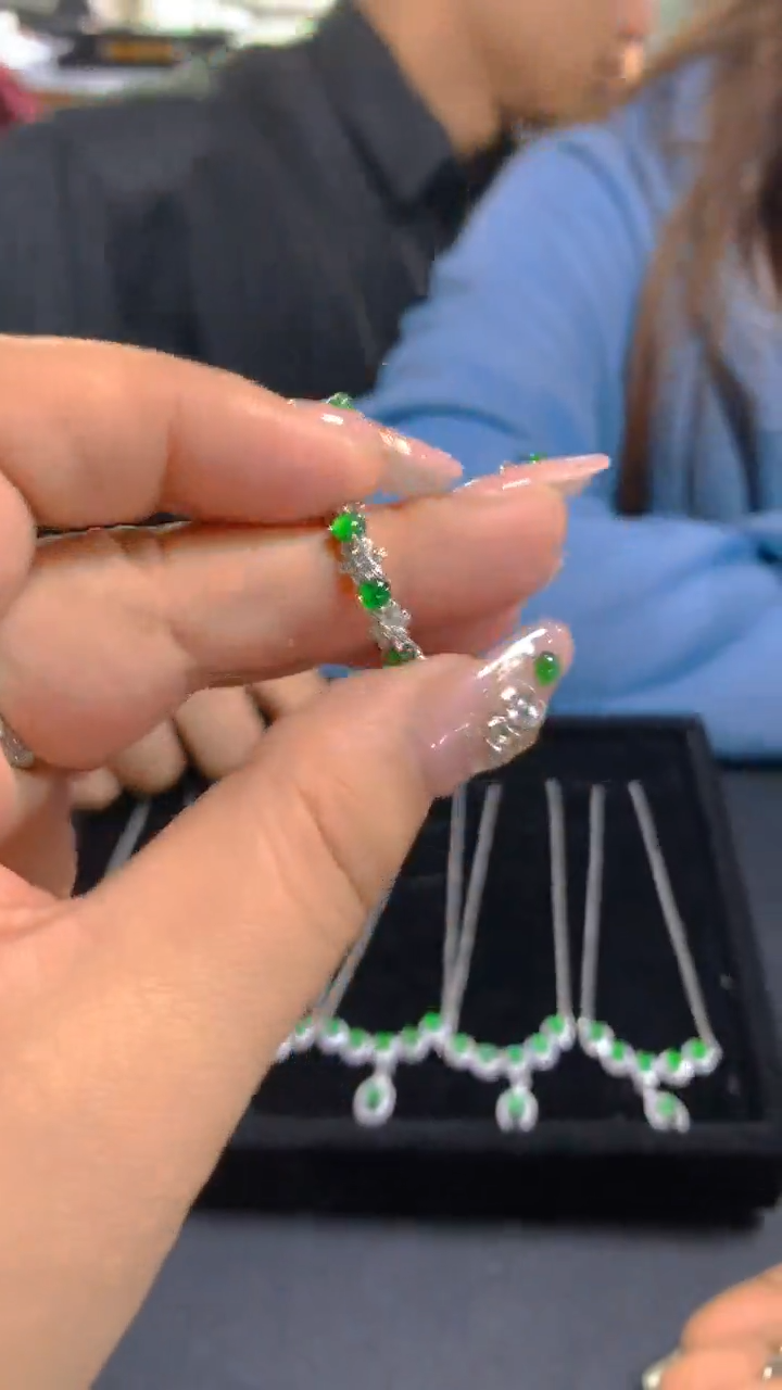 【闪购商品】翡翠戒指未镶嵌0263416024多样性发其一