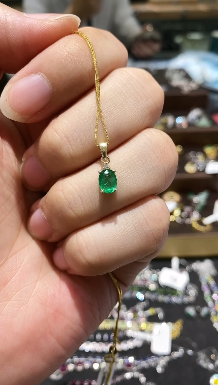 【闪购商品】祖母绿颈饰银S925镶嵌吊坠