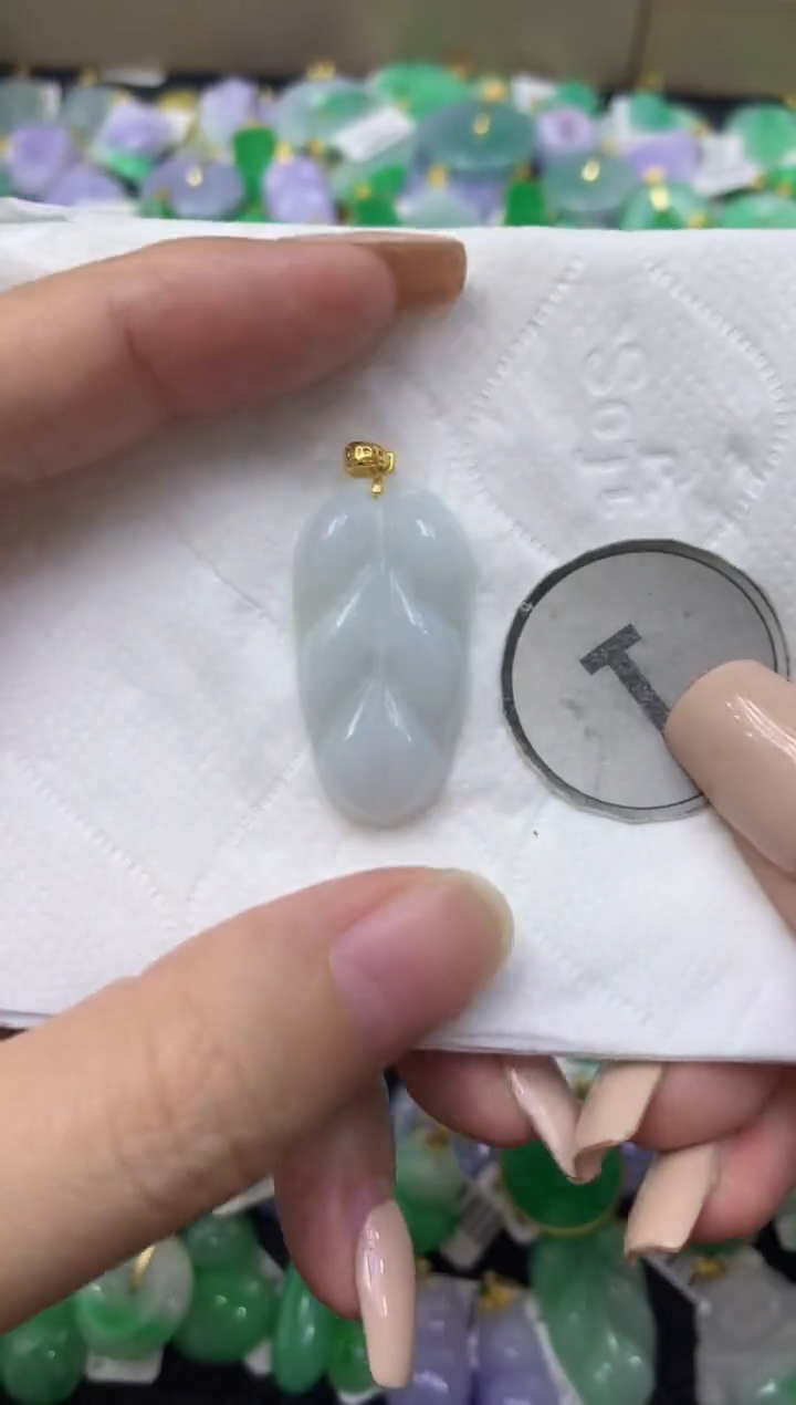 颈饰未镶嵌翡翠天然缅甸翡翠A货