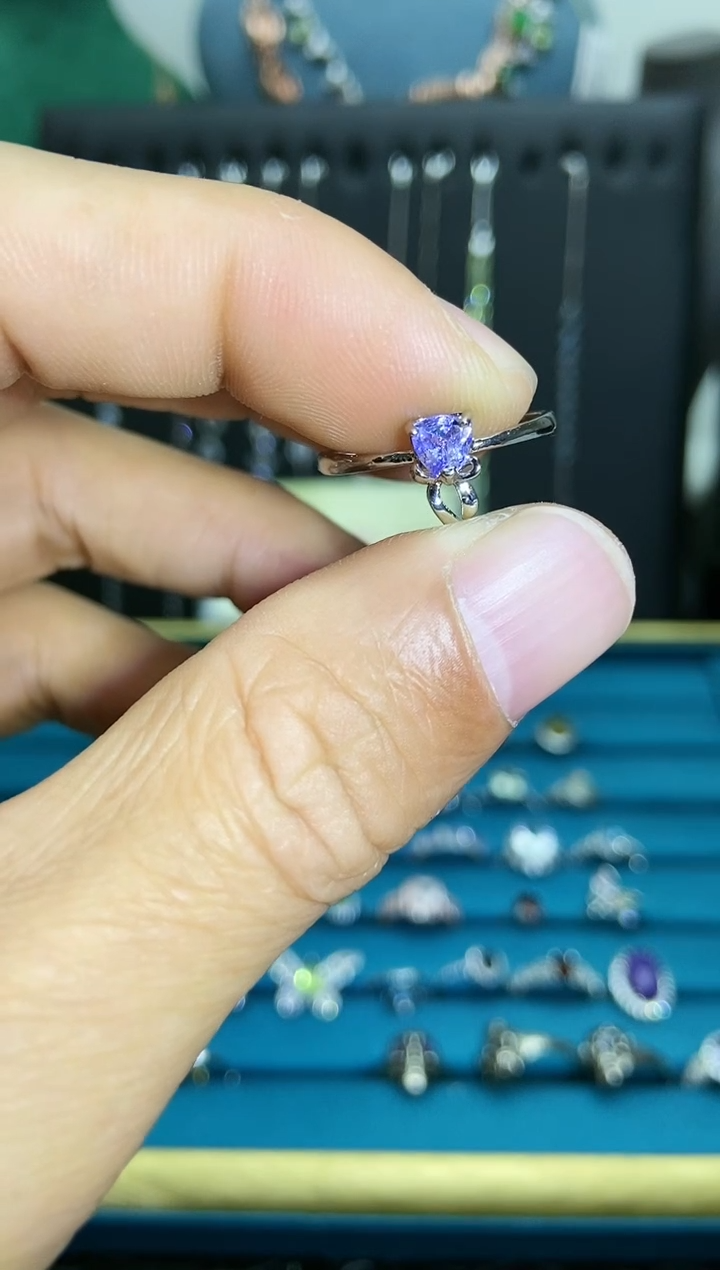 【闪购商品】坦桑石戒指银S925镶嵌1121