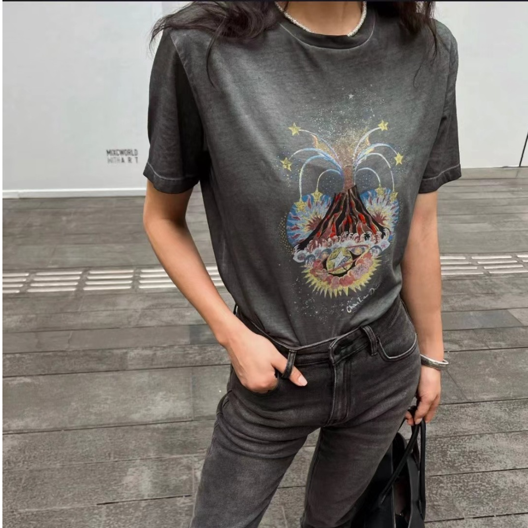 全新未使用 DIOR/迪奥 迪奥女士深灰色胸口印花T恤124971