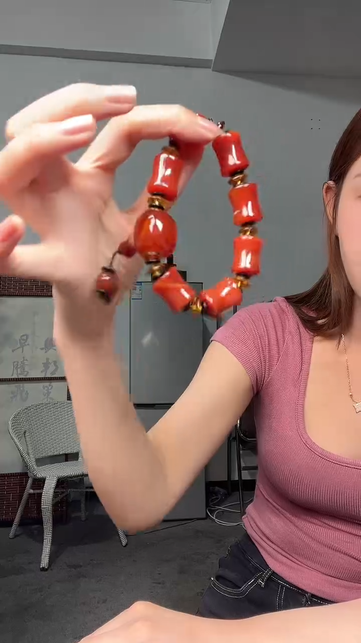 玛瑙/玉髓颈饰未镶嵌3679天然珠宝玉石手串多样性发一条