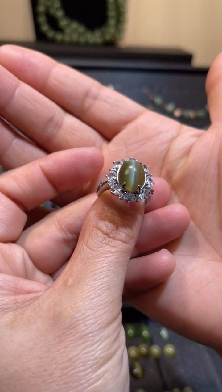 【闪购商品】和田玉碧玉猫眼戒指银S925镶嵌多样性发一