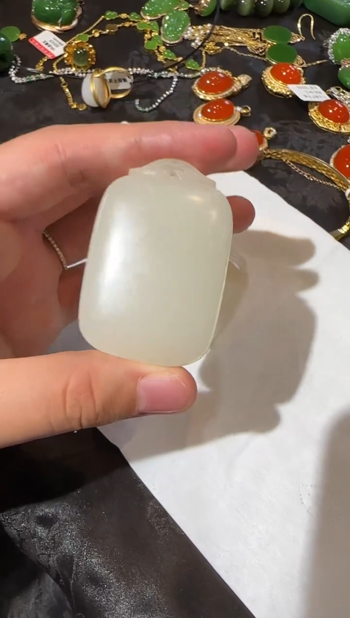 【闪购商品】和田玉挂件未镶嵌1