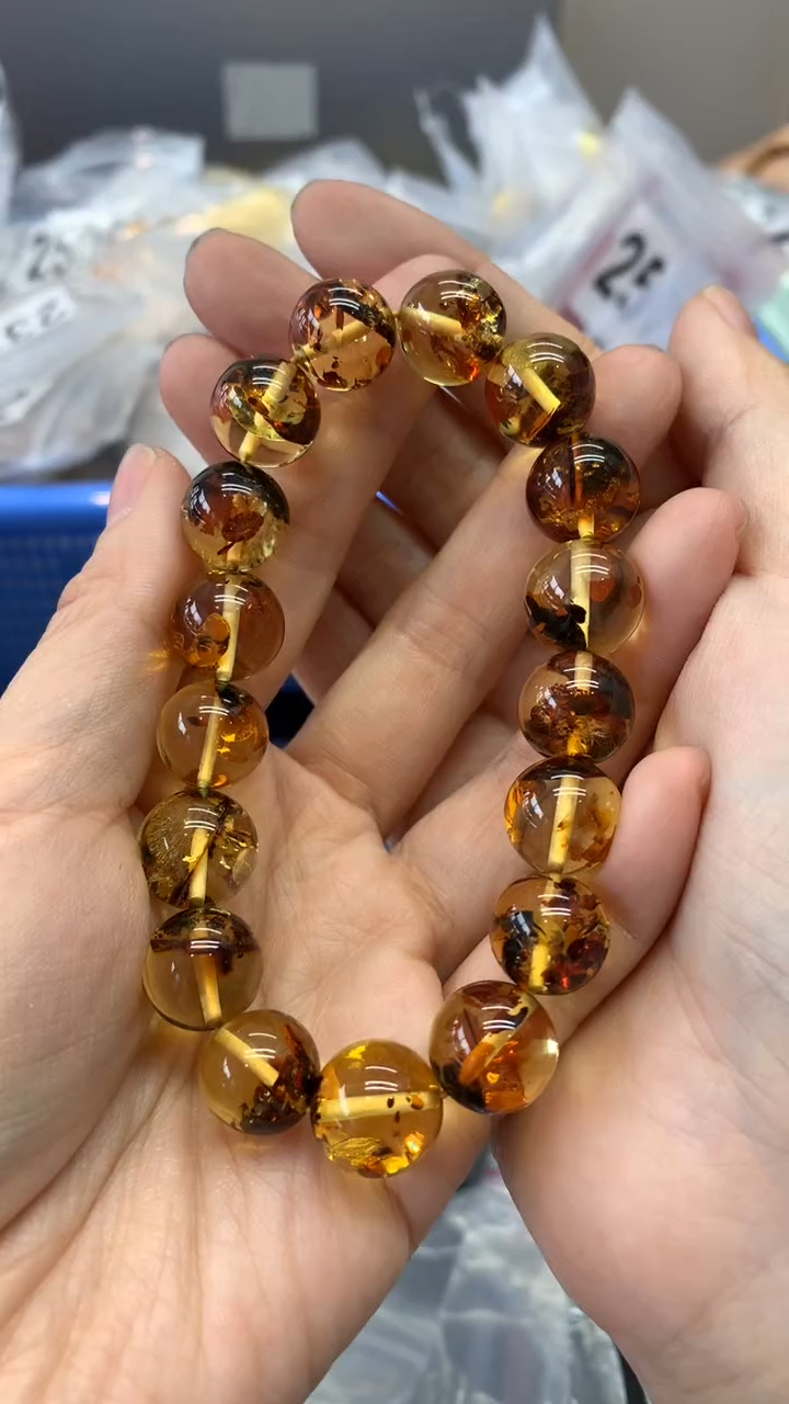 未镶嵌琥珀珠宝奇石136