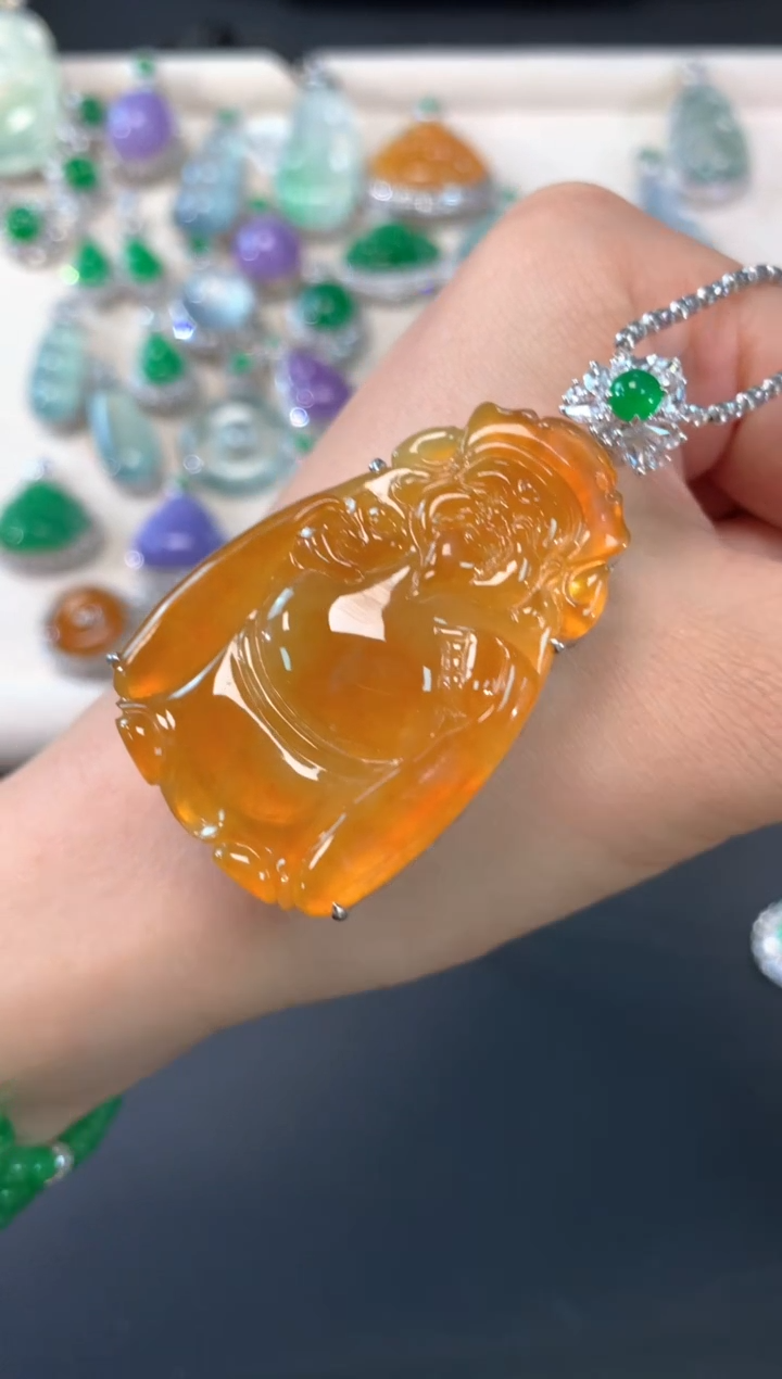 【闪购商品】翡翠吊坠(不含链)18K金镶嵌A183|39800