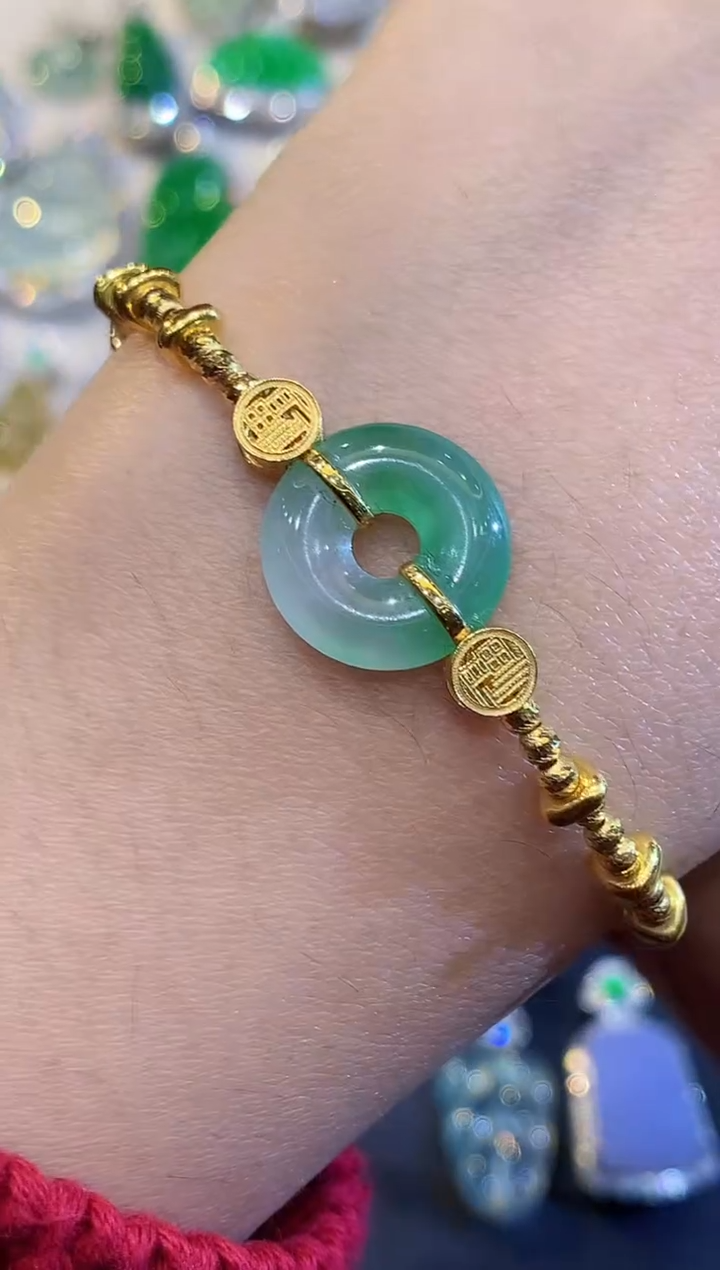 18K金镶嵌手链翡翠多样性发其一