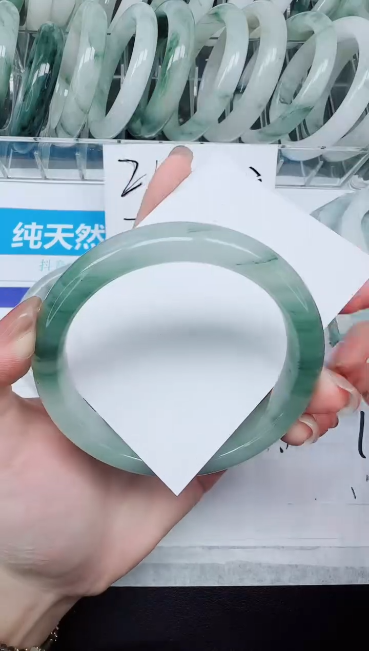 未镶嵌手镯石英质玉70/61.5