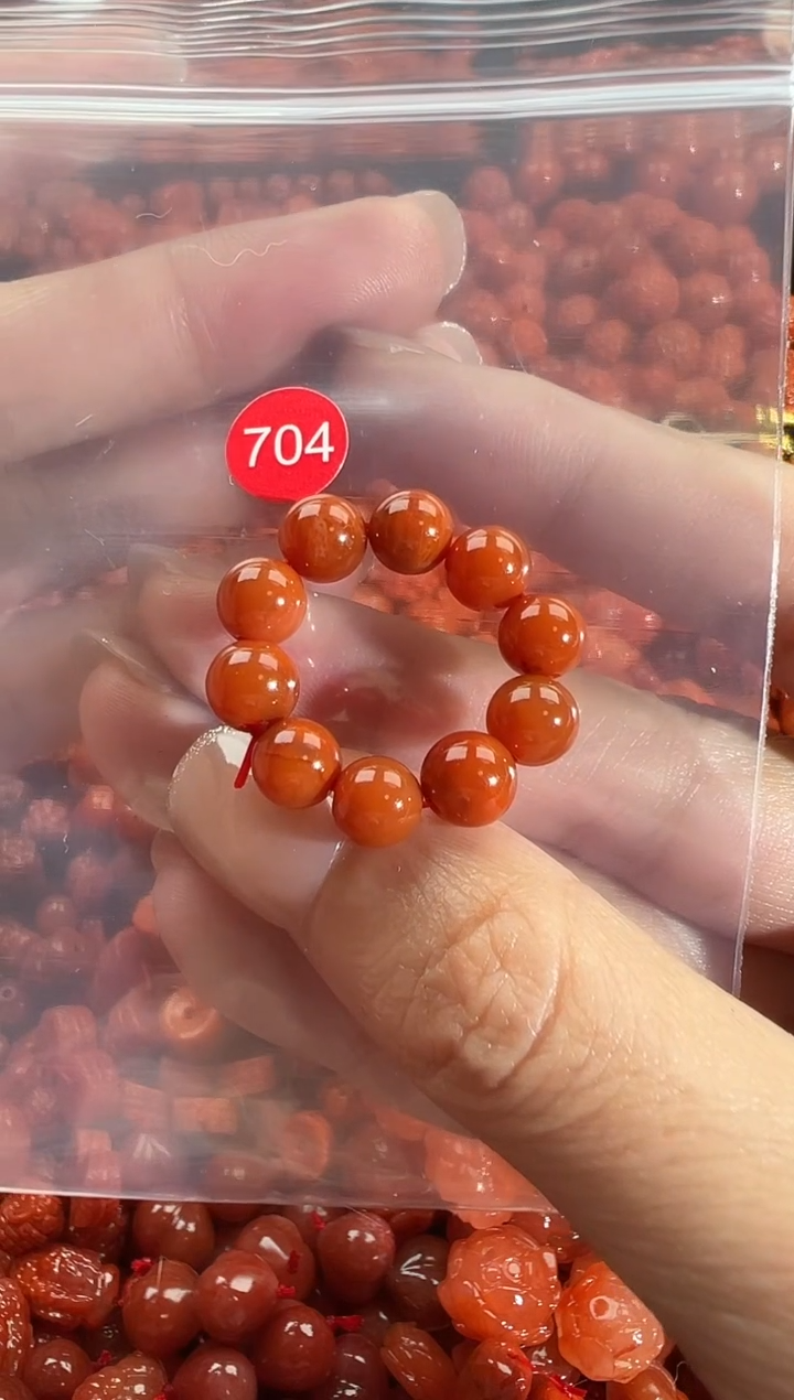 颈饰未镶嵌南红玛瑙1