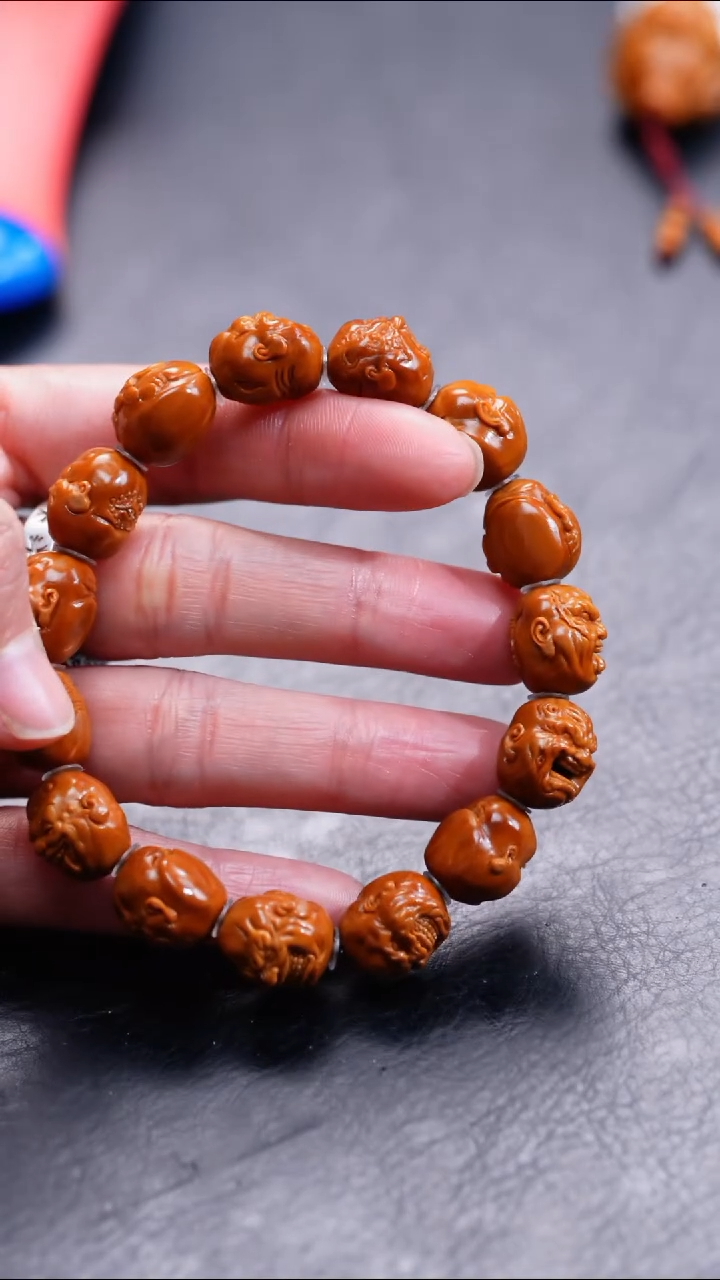 【闪购商品】橄榄核吊坠橄榄核