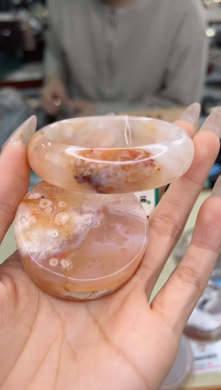 【闪购商品】石英质玉手镯未镶嵌52圈口（不退不换）1118516