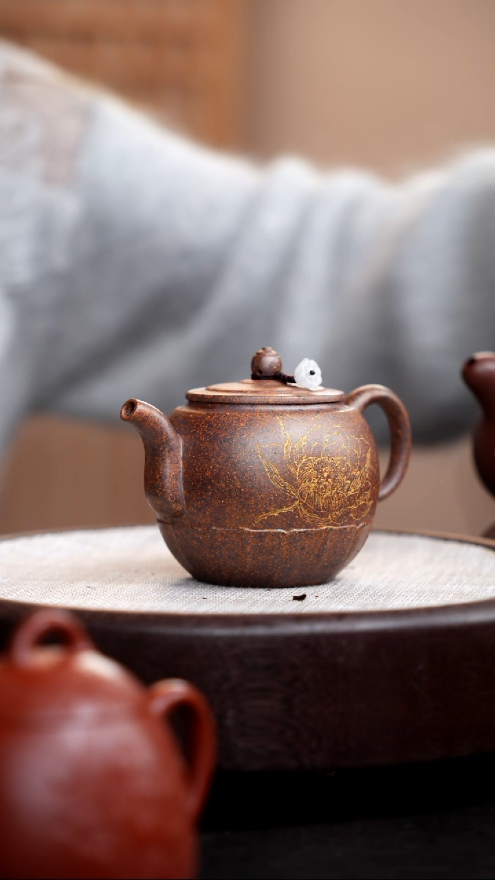 【闪购商品】紫砂茶壶高温烧莲花圆珠