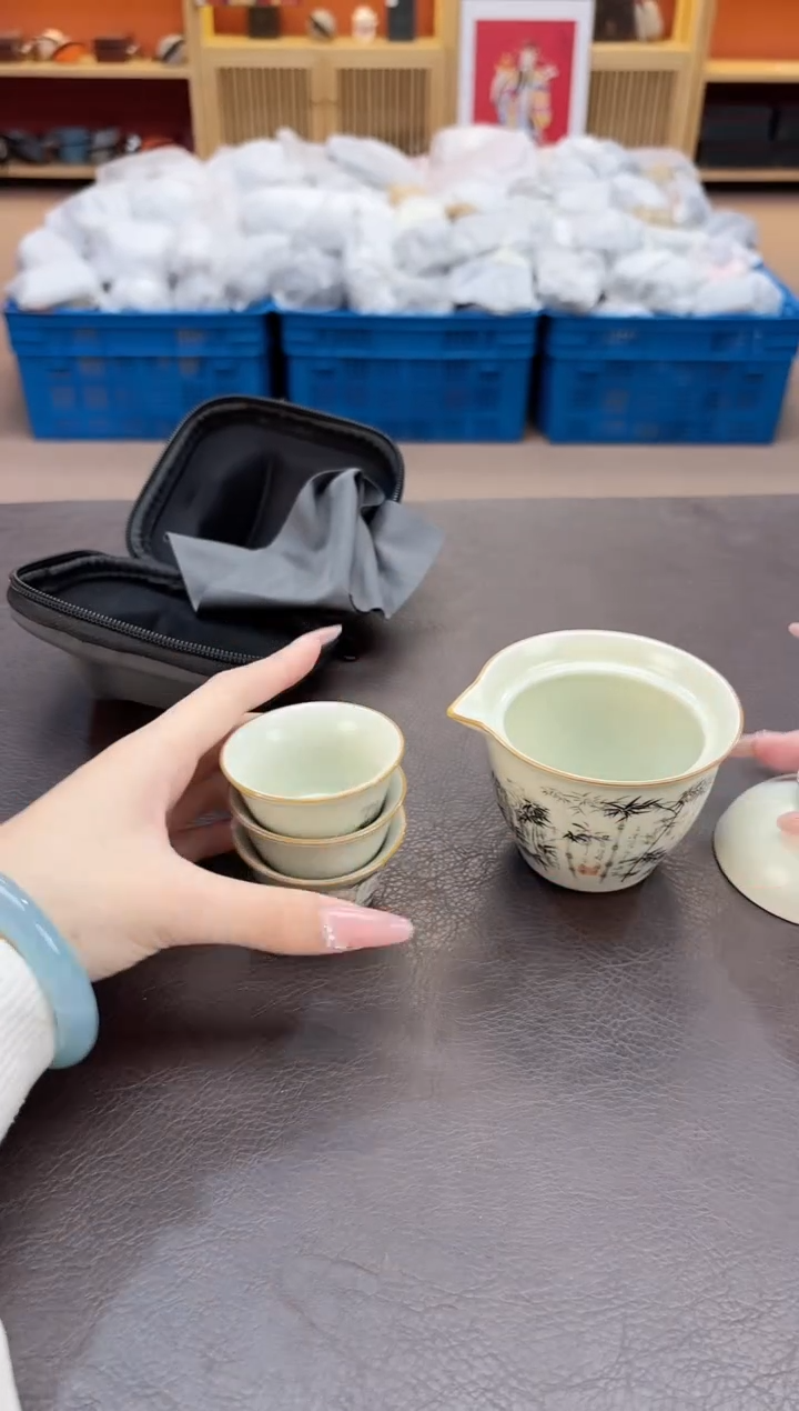 【闪购商品】摆件瓷SC1111111111111