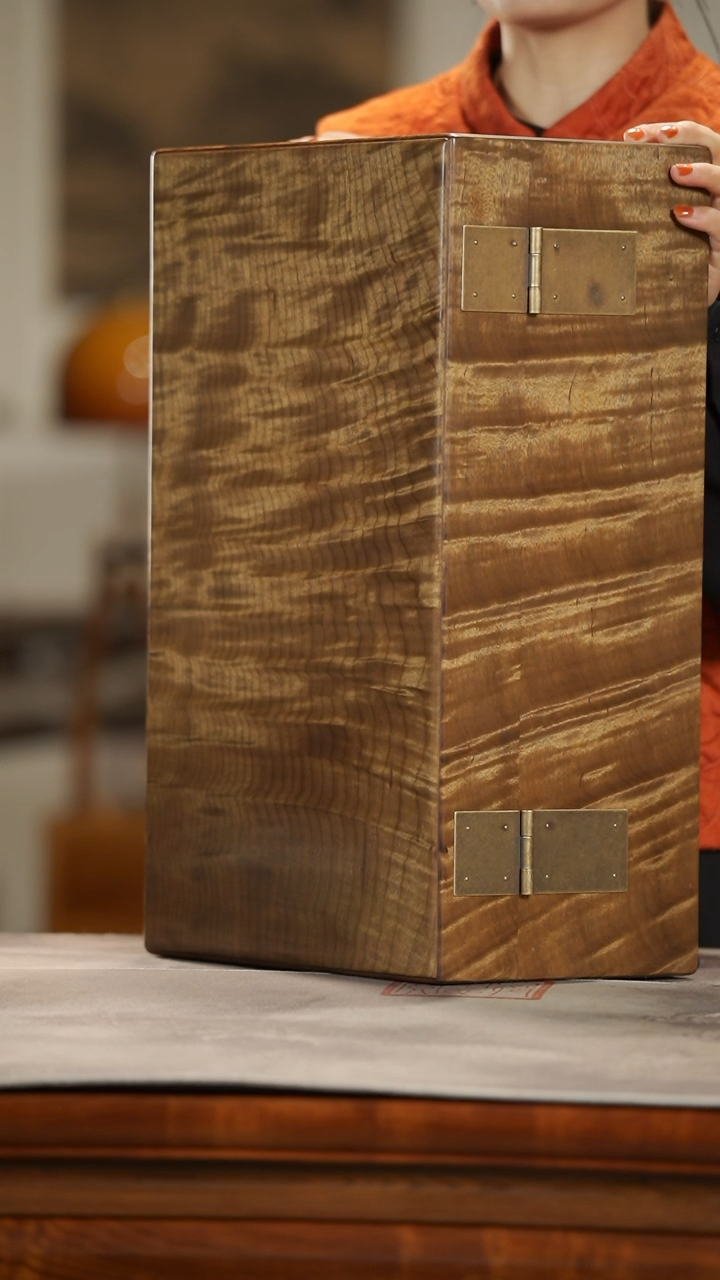 【闪购商品】金丝楠木雕水波纹精工一木一器珠宝盒