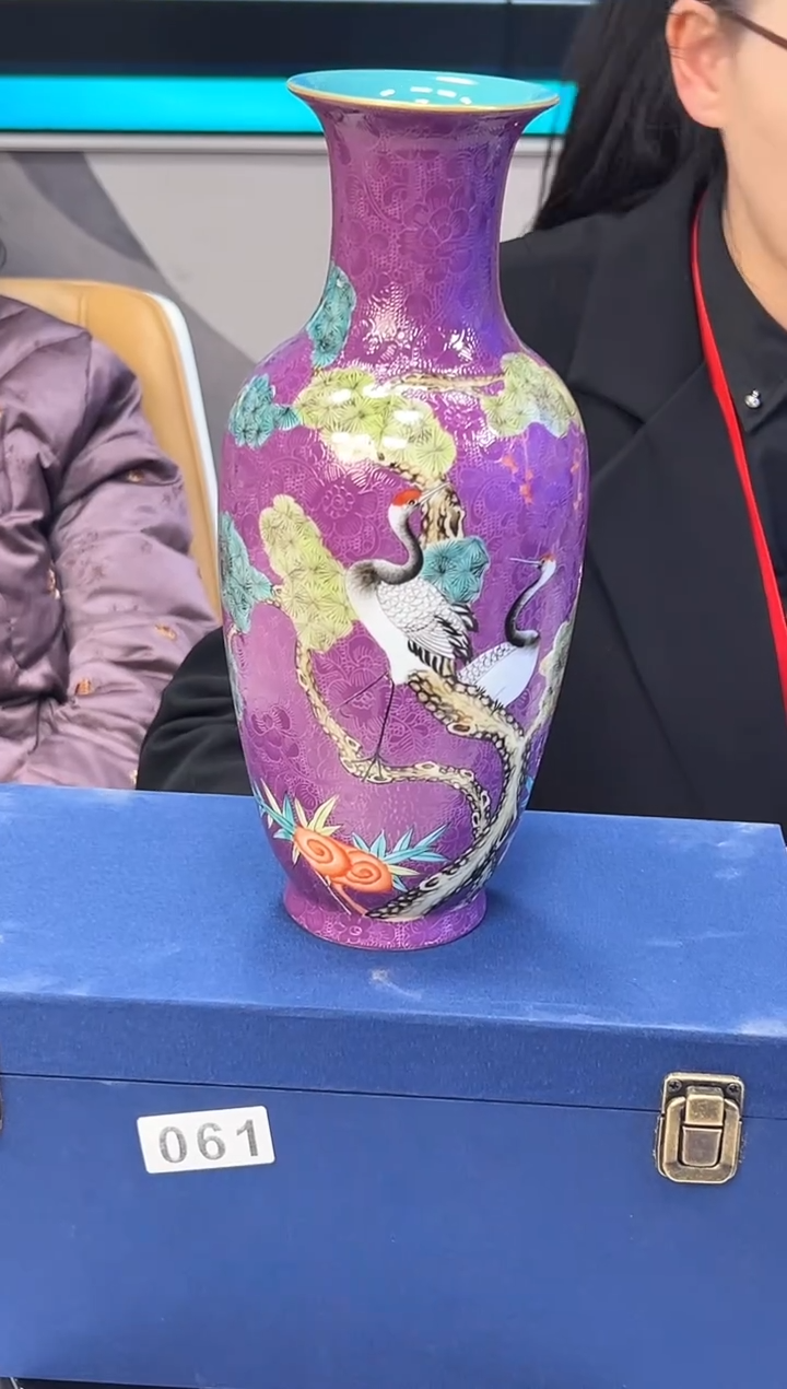 【闪购商品】瓶紫底扒花花鸟赏瓶061