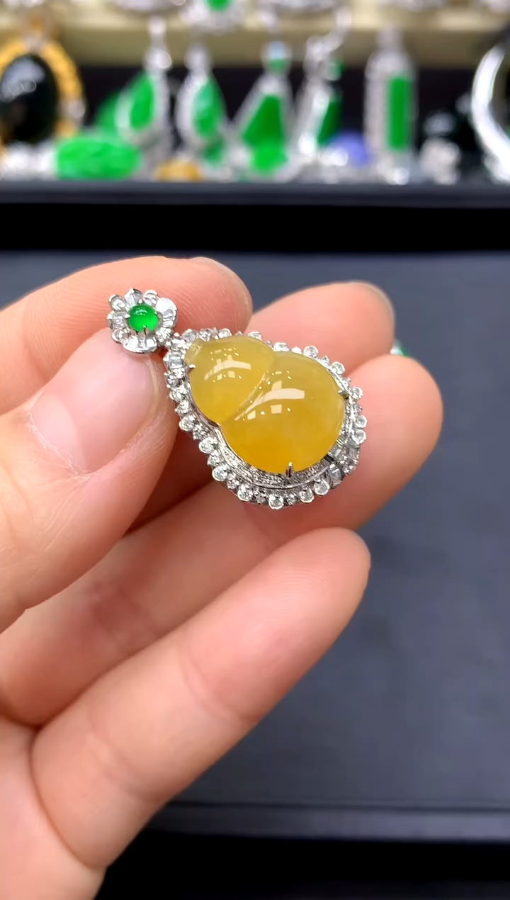 颈饰18K金镶嵌翡翠347-中国好珍宝