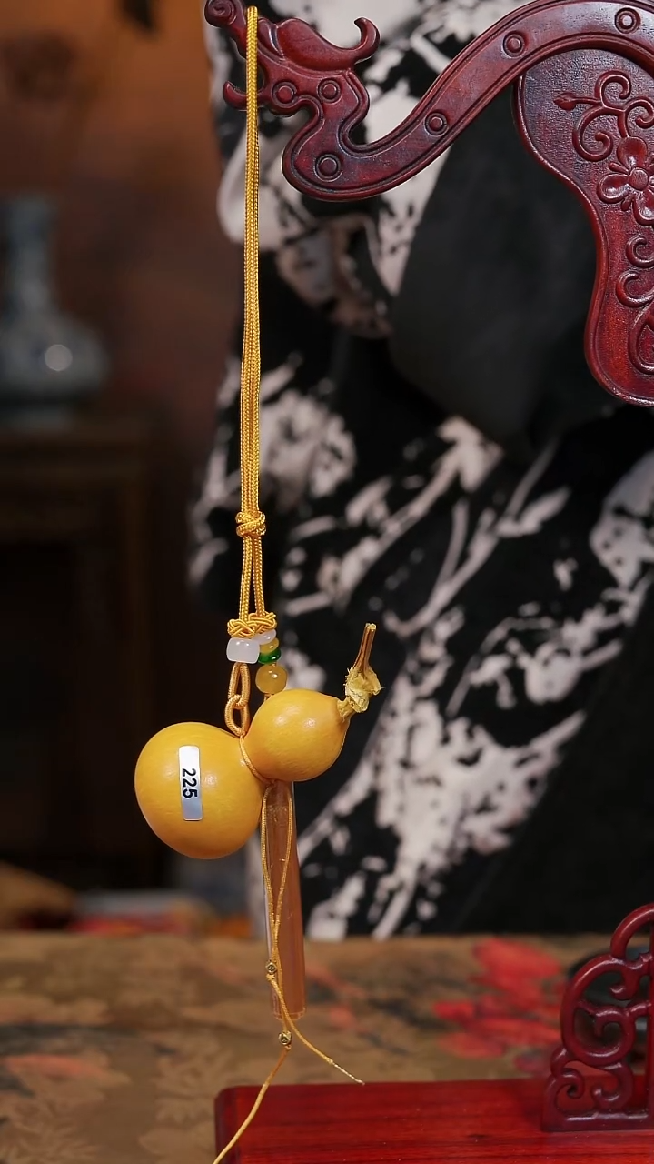 225漆艺工艺小葫芦9.9