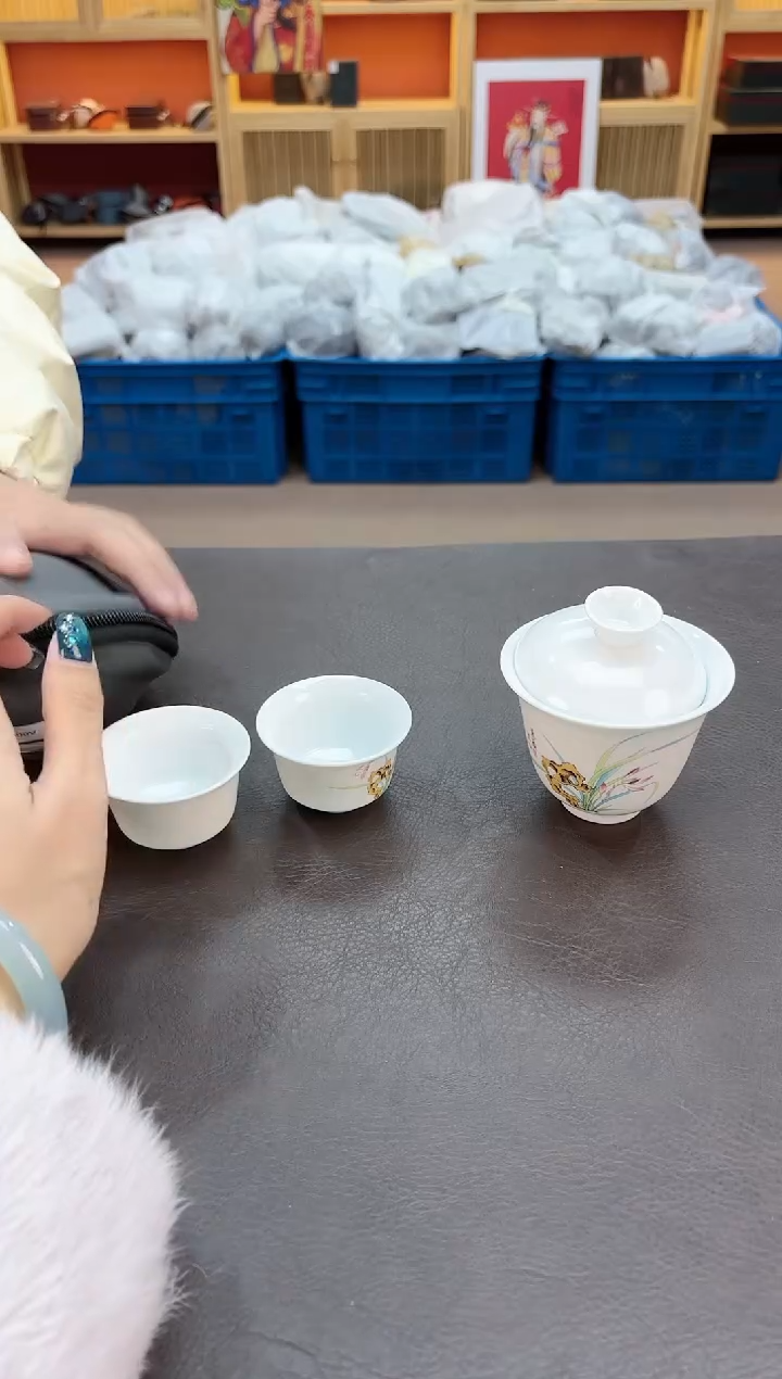 【闪购商品】摆件瓷SC1111111111111