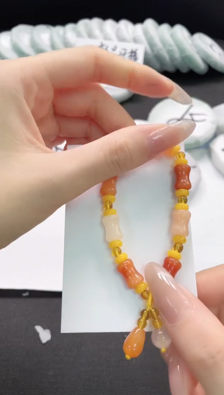 未镶嵌手镯石英质玉SL11