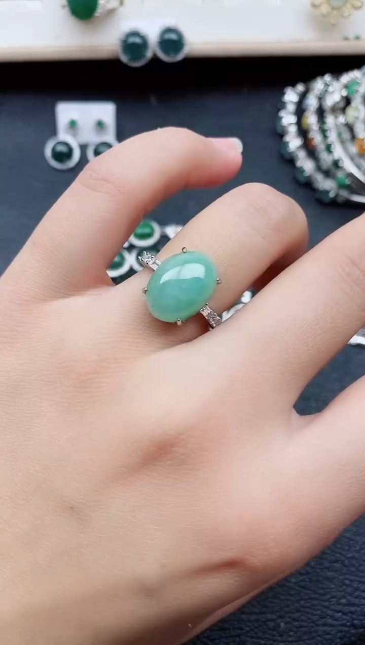 【闪购商品】翡翠戒指银S925镶嵌11111