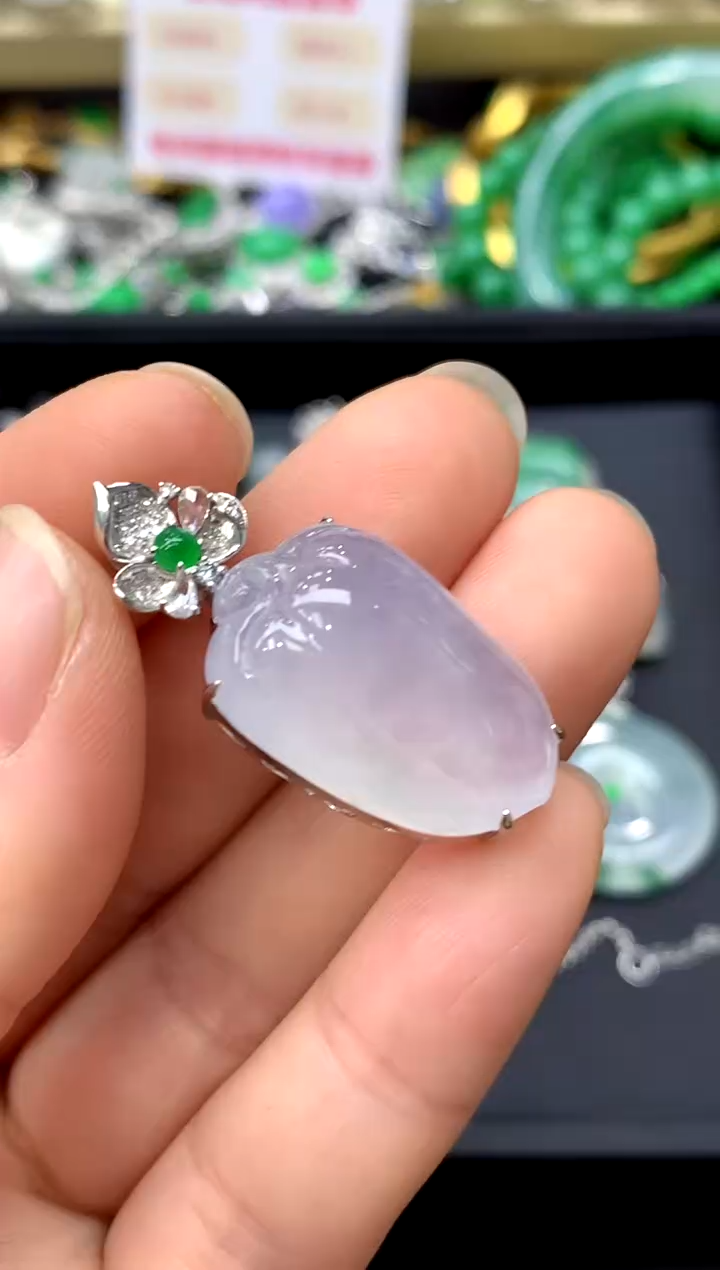 颈饰18K金镶嵌翡翠273-中国好珍宝