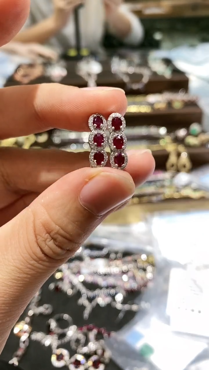 【闪购商品】红宝石耳饰银S925镶嵌耳钉