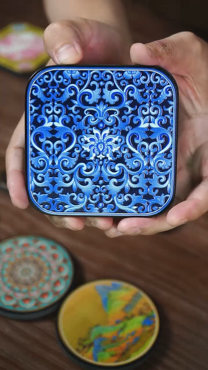 壹藏贰宝蓝宝相杯垫一片