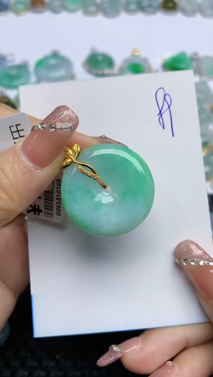 【闪购商品】翡翠颈饰18K金镶嵌天然A货翡翠 89