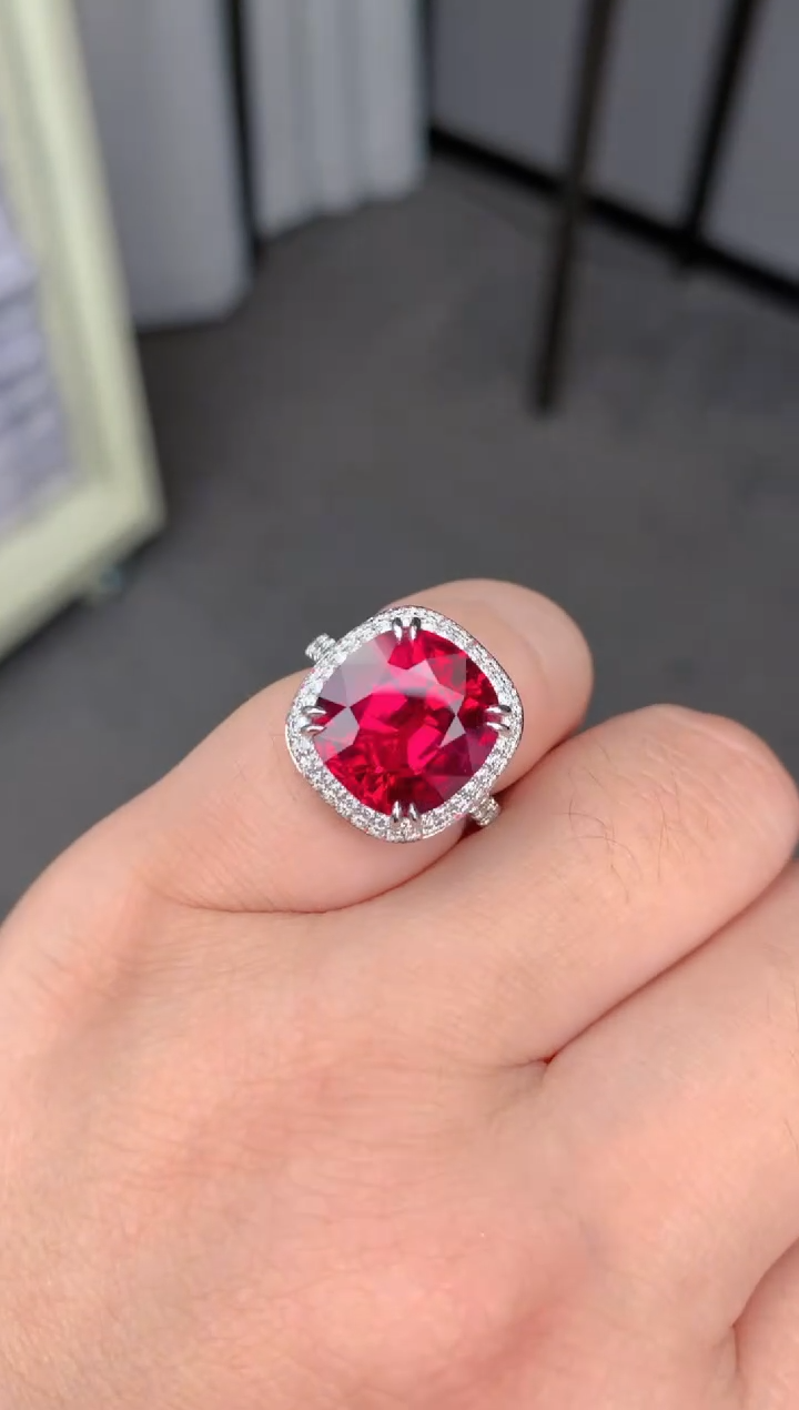 【闪购商品】碧玺戒指18K金镶嵌7.8ct 卢比来戒指