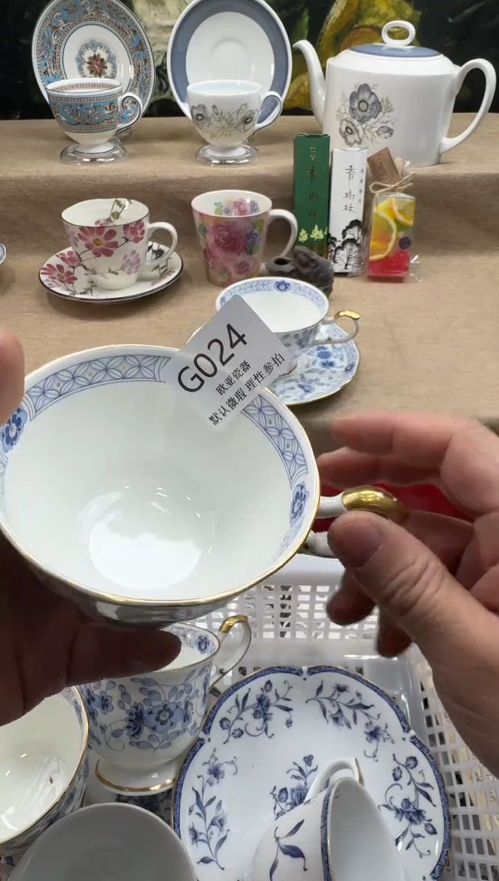 瓷片佛***莲瓷片    G024