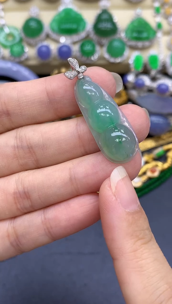 颈饰18K金镶嵌翡翠济****翠172-中国好珍宝