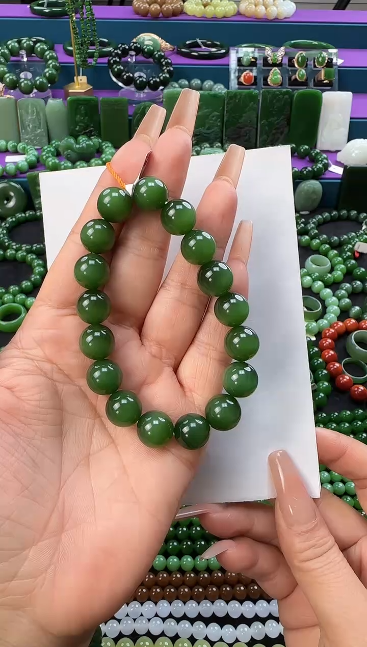未镶嵌手串和田玉卡12单圈手串