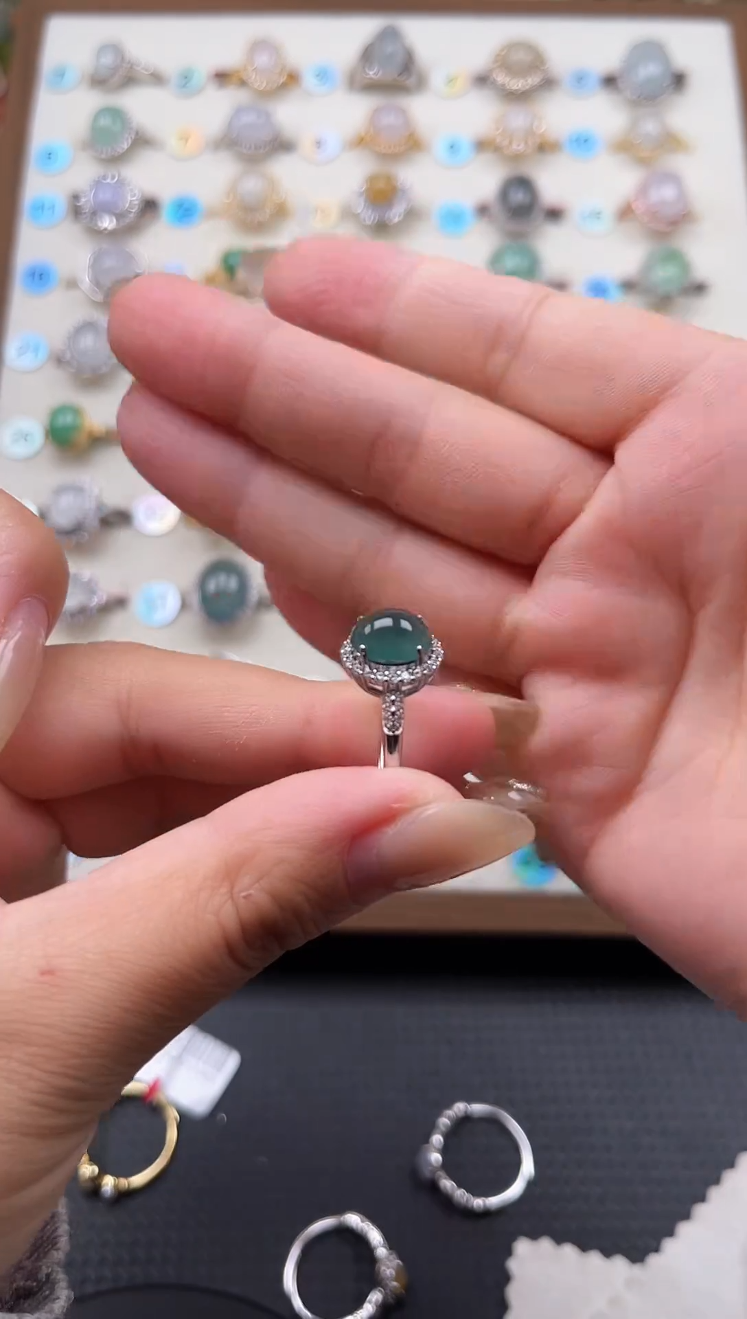 【闪购商品】翡翠戒指银S925镶嵌天然A货翡翠戒指