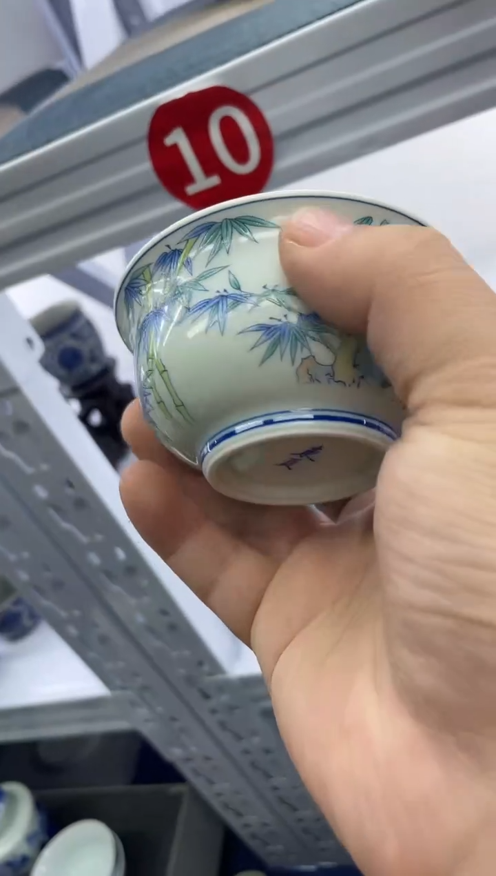 斗彩竹子矮炉士杯