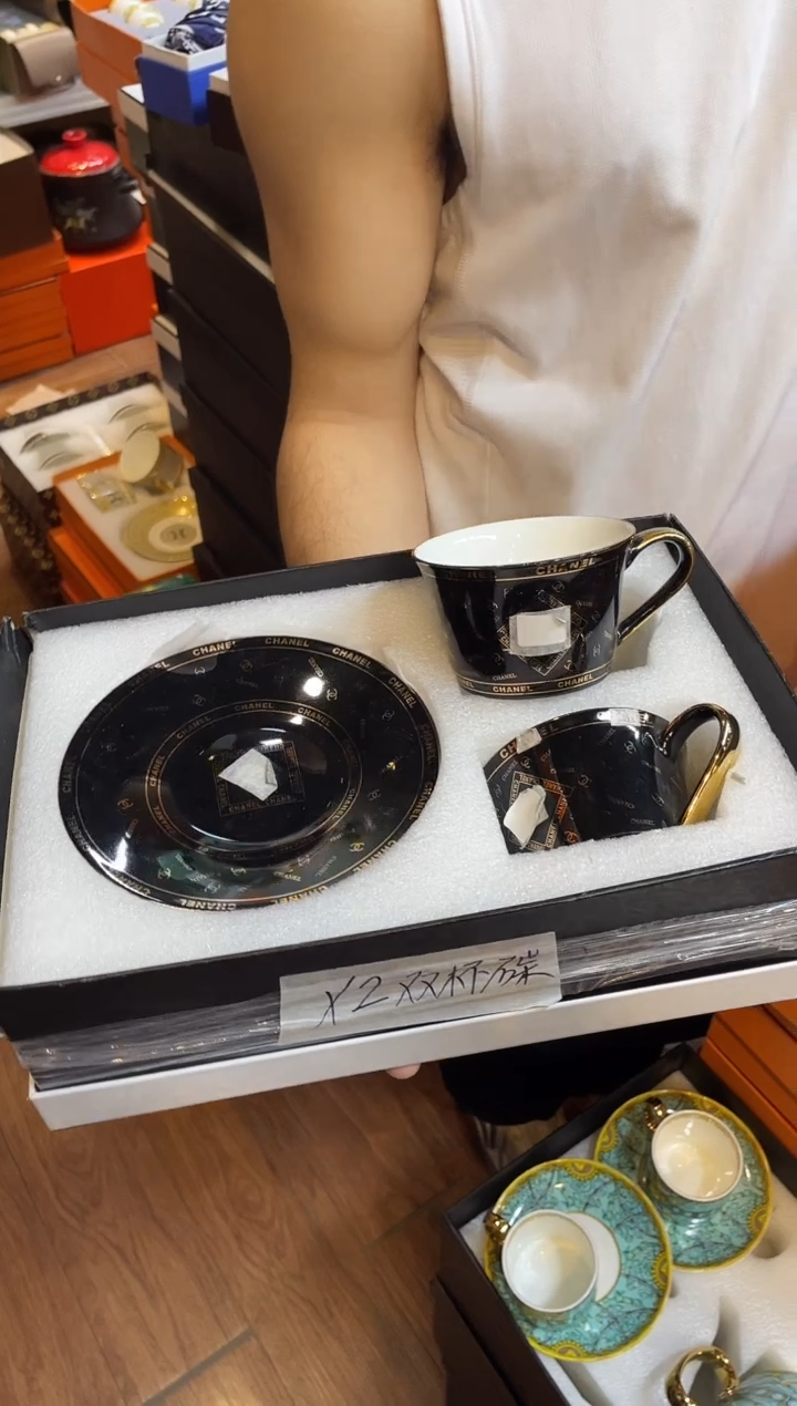 杯鸿辉家品牌瓷器，京东包邮！