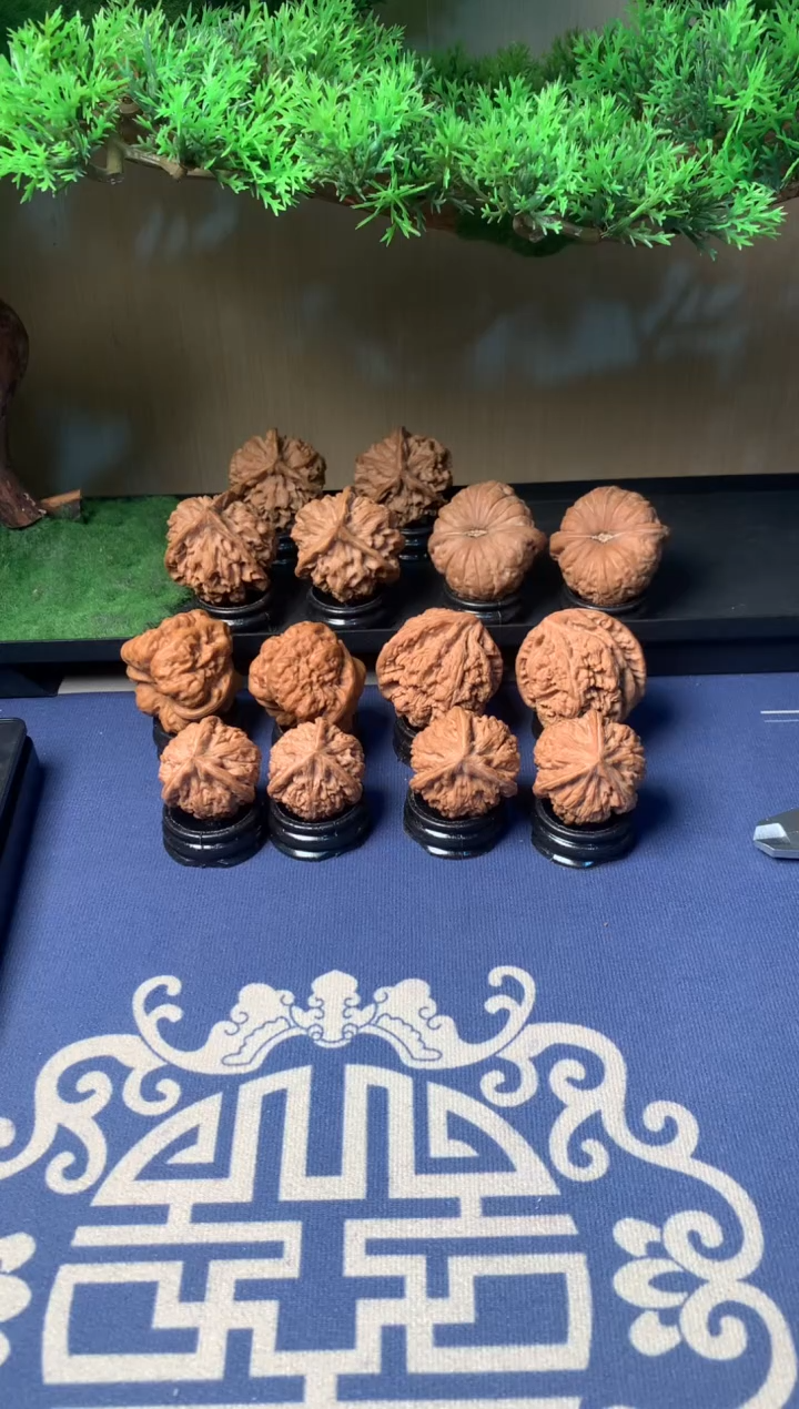 【闪购商品】文玩核桃吊坠40南疆石