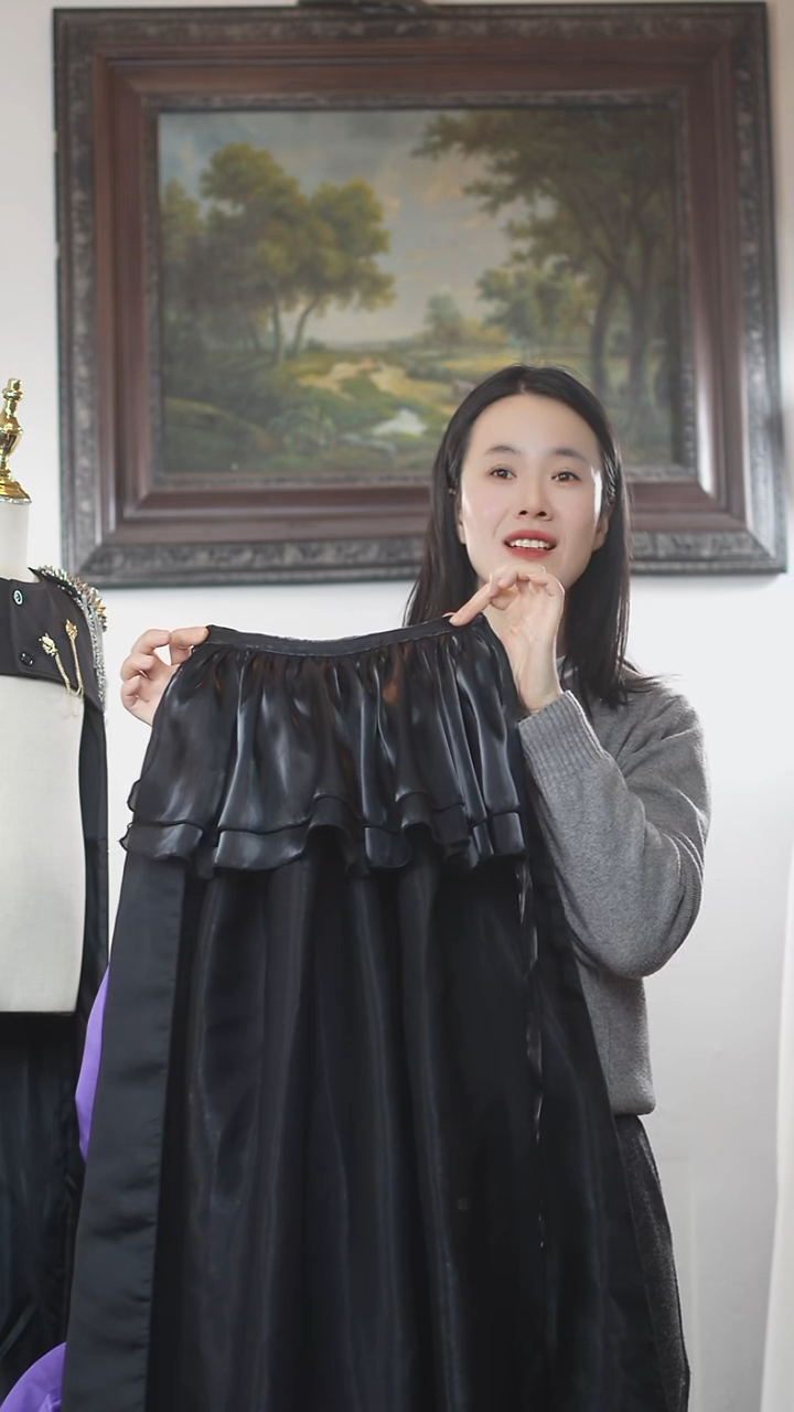 @****）黑色披风样衣艺桐轩儿童潮服