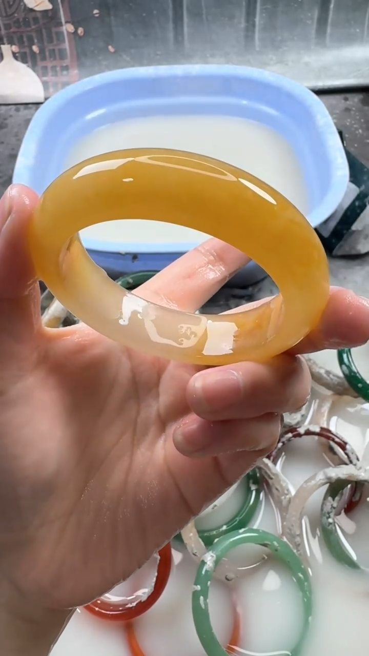 【闪购商品】石英质玉手镯未镶嵌121