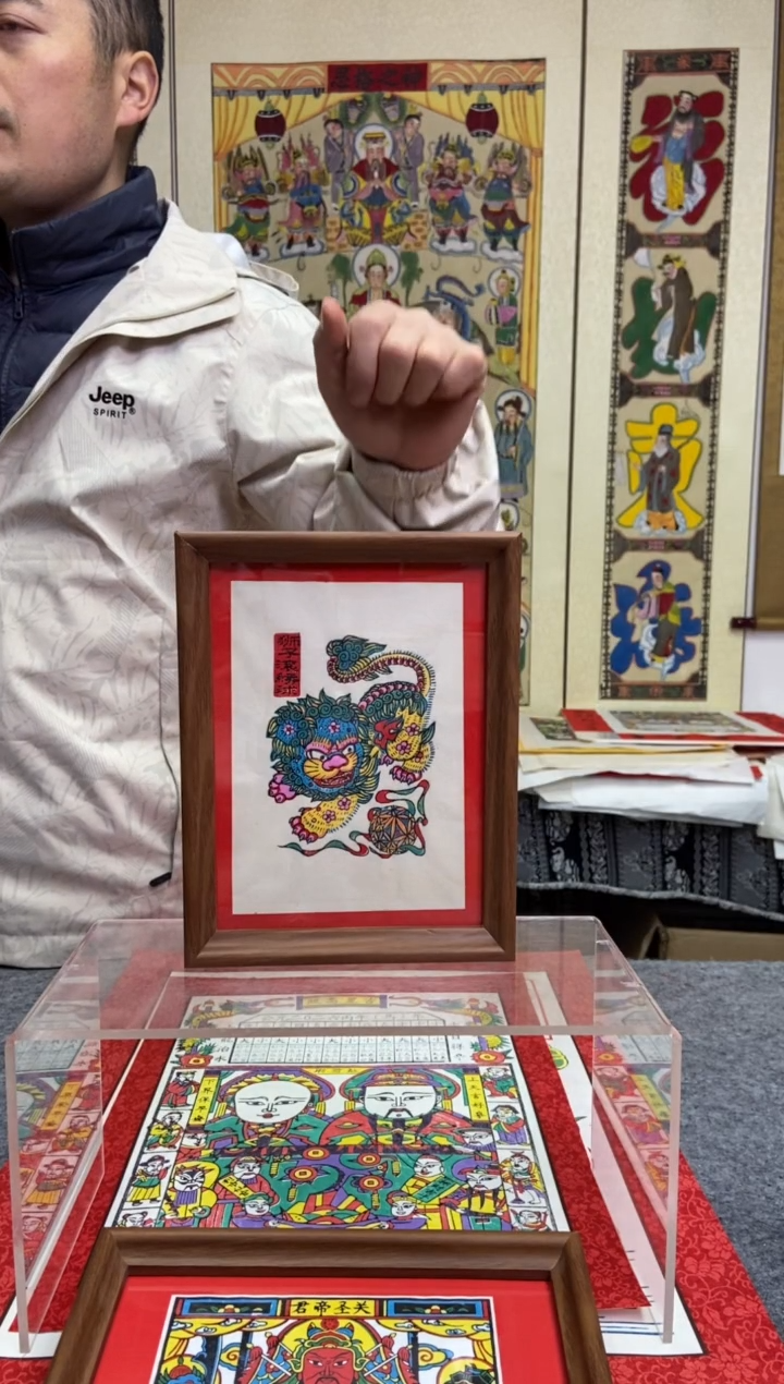 狮子滚绣球摆台手工制作精品