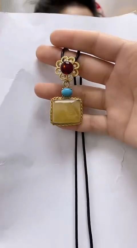 【闪购商品】琥珀裸石银S925镶嵌蜜蜡锁骨