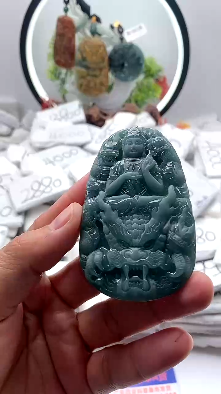 【闪购商品】翡翠颈饰未镶嵌大势至