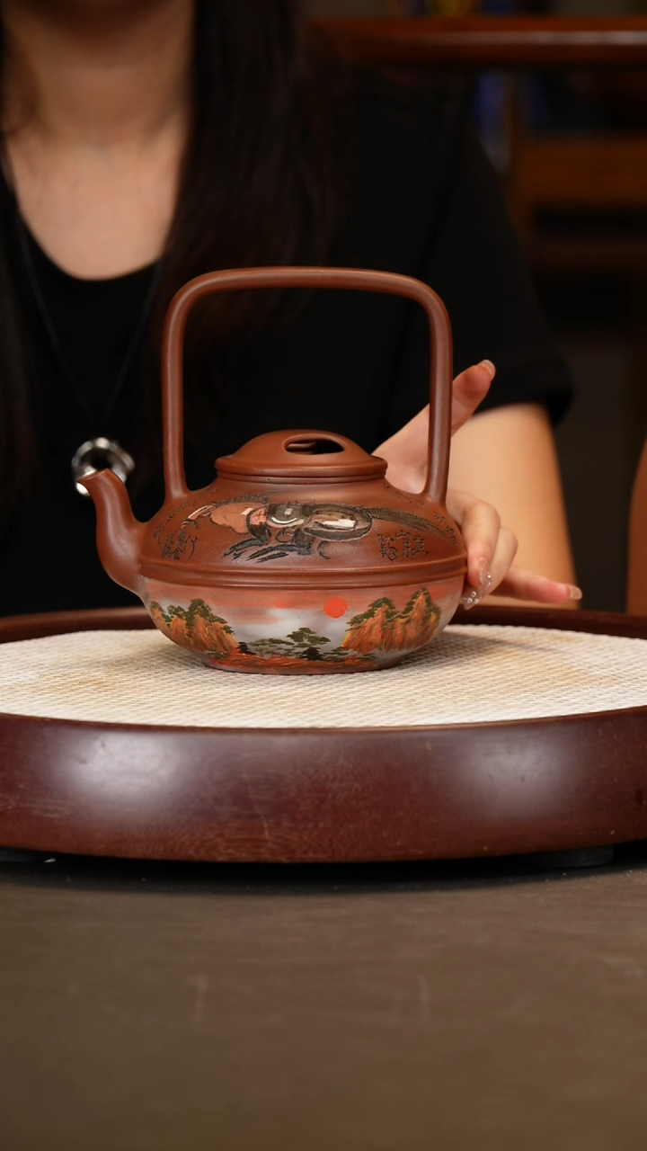 茶壶紫砂【王志刚】牛盖提梁+绿水青山+马杯