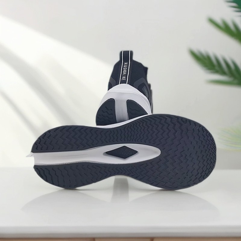 品牌断码耐磨男公路减震夏季透气跑步鞋休闲碳板运动鞋女