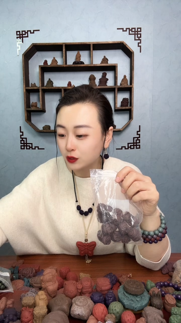 泥塑（瑕）宋貔貅2个