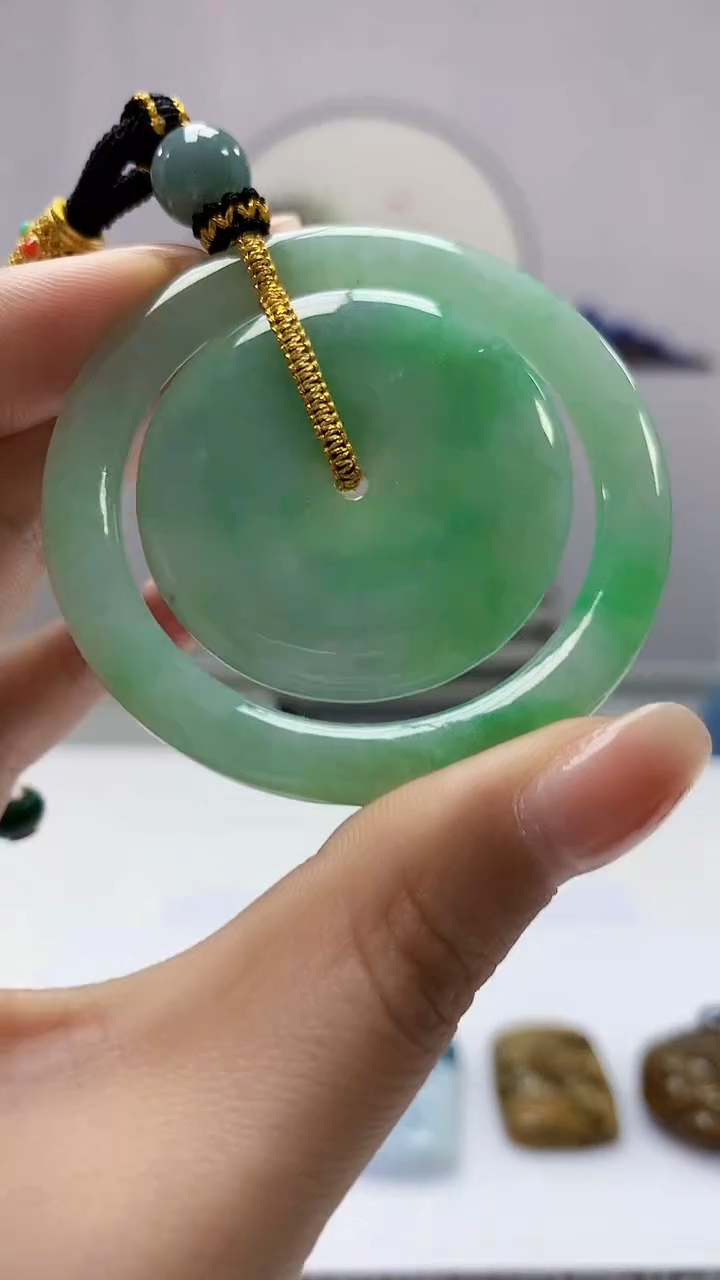 【闪购商品】定制翡翠未镶嵌5028ms-毛货147扣子