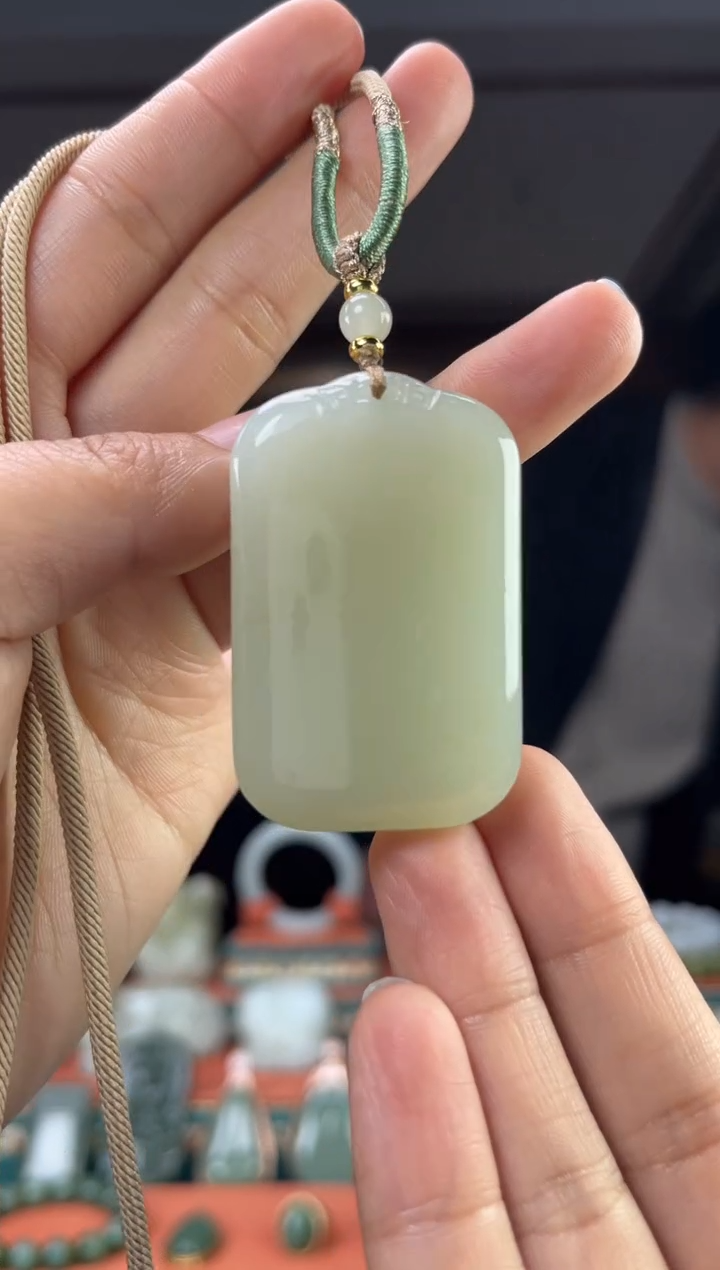 【闪购商品】和田玉颈饰未镶嵌佩佩