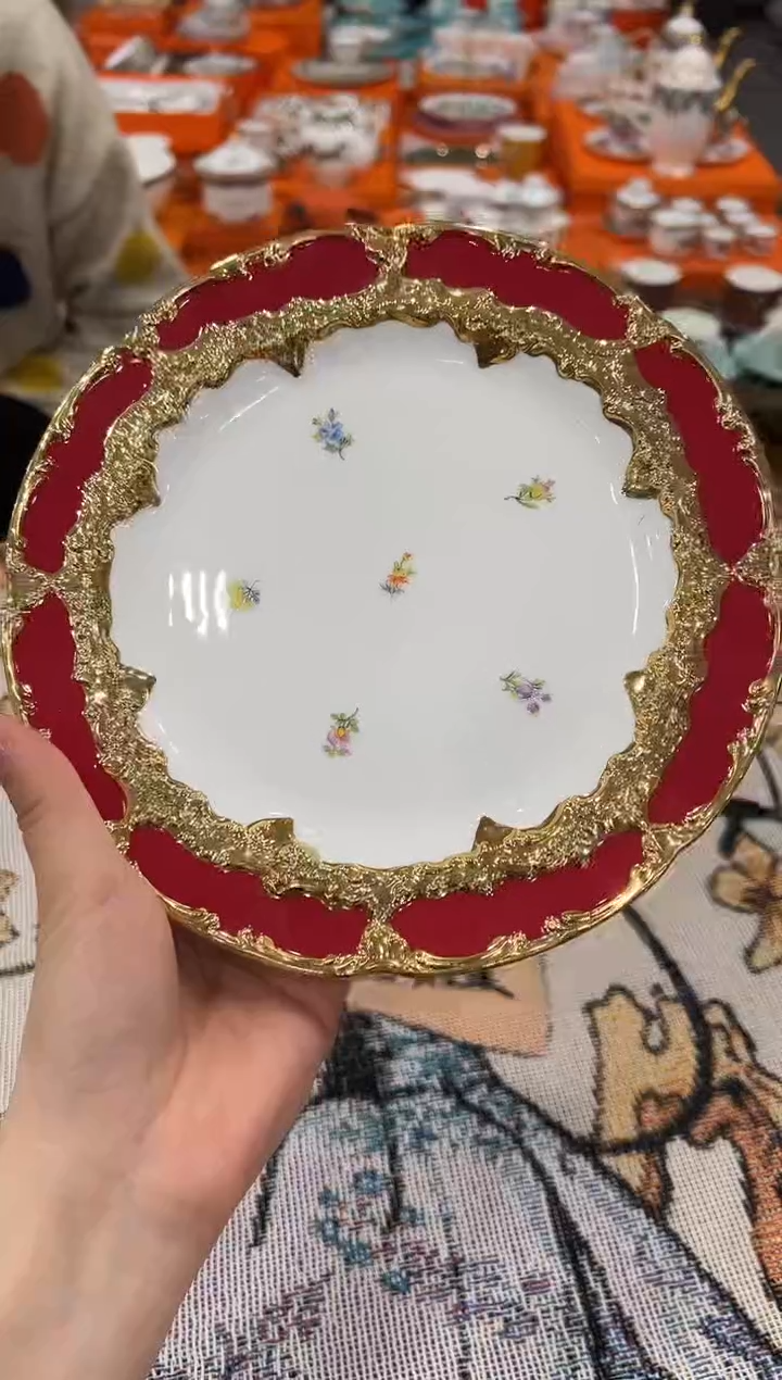 【闪购商品】杯H689--------------