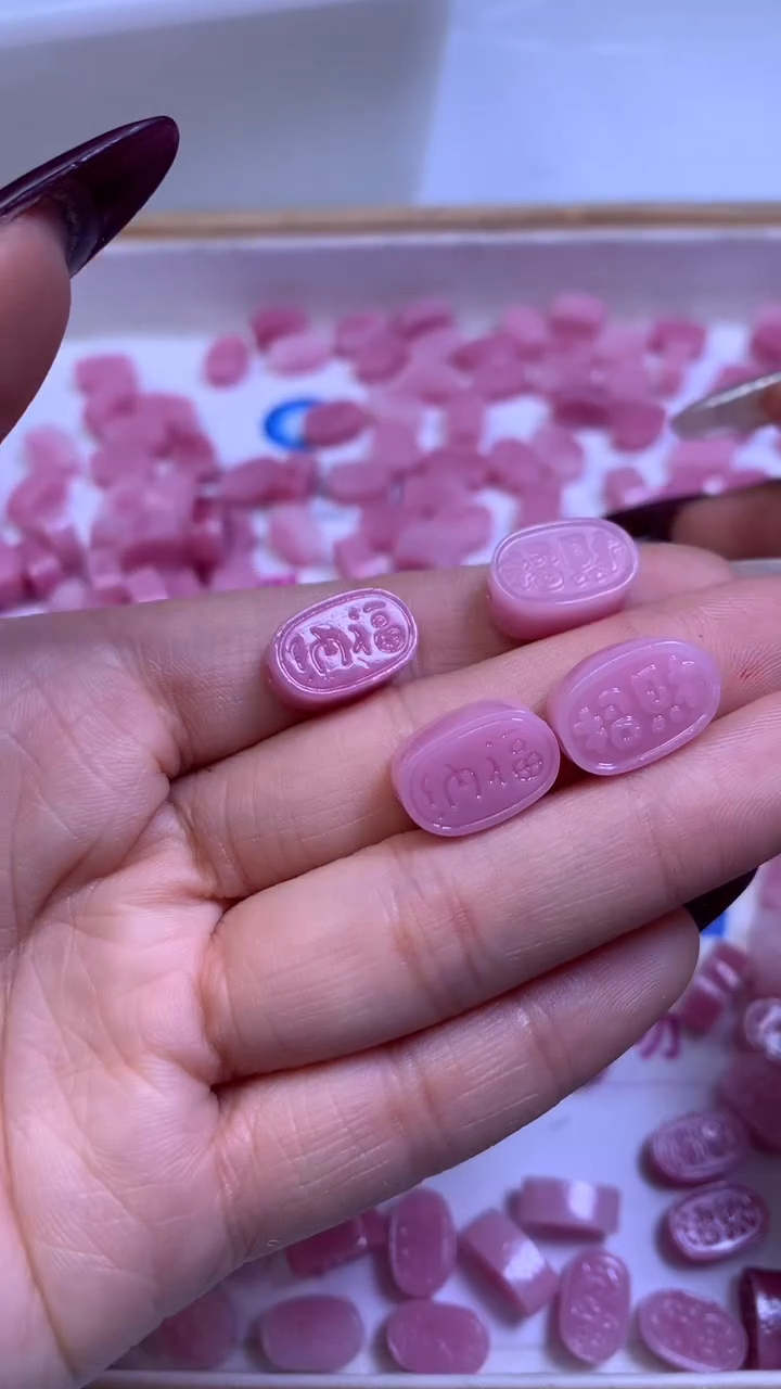 未镶嵌散珠拼合珍珠（马贝珠）A2075 女皇贝 纳福6*9*14mm6个5.8元