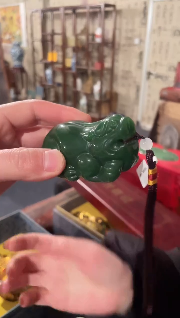 【闪购商品】和田玉挂件未镶嵌绿貔貅