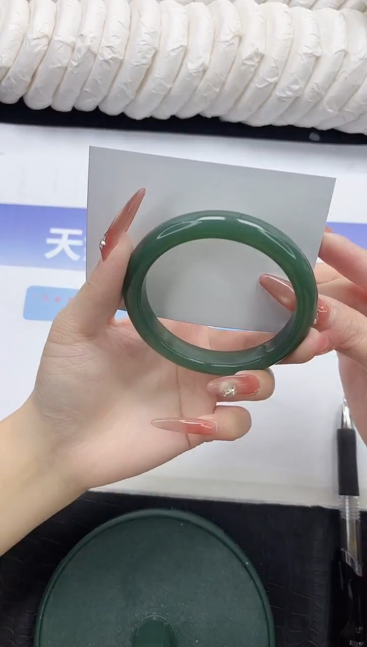 未镶嵌手镯石英质玉42-58